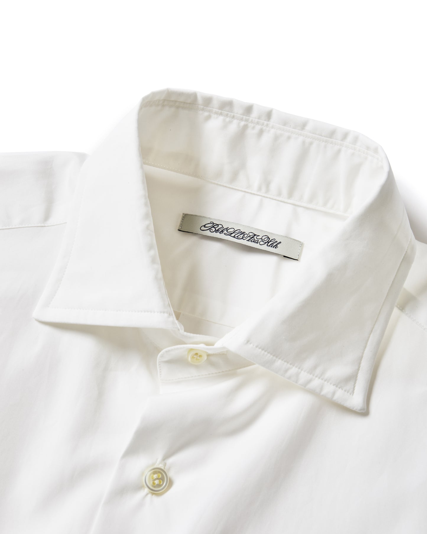 OVER-SIZED WHITE DRESS SHIRT