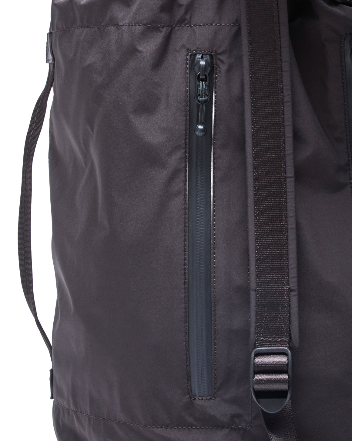 MEDIUM CAPACITY 2-WAY DUFFLE BAG