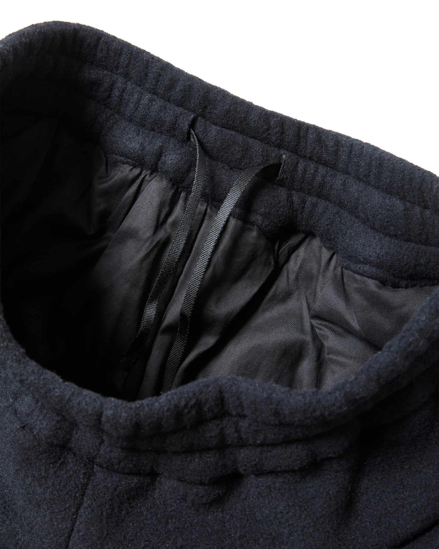 WIDE TRAPEZOID FLEECE SHORTS