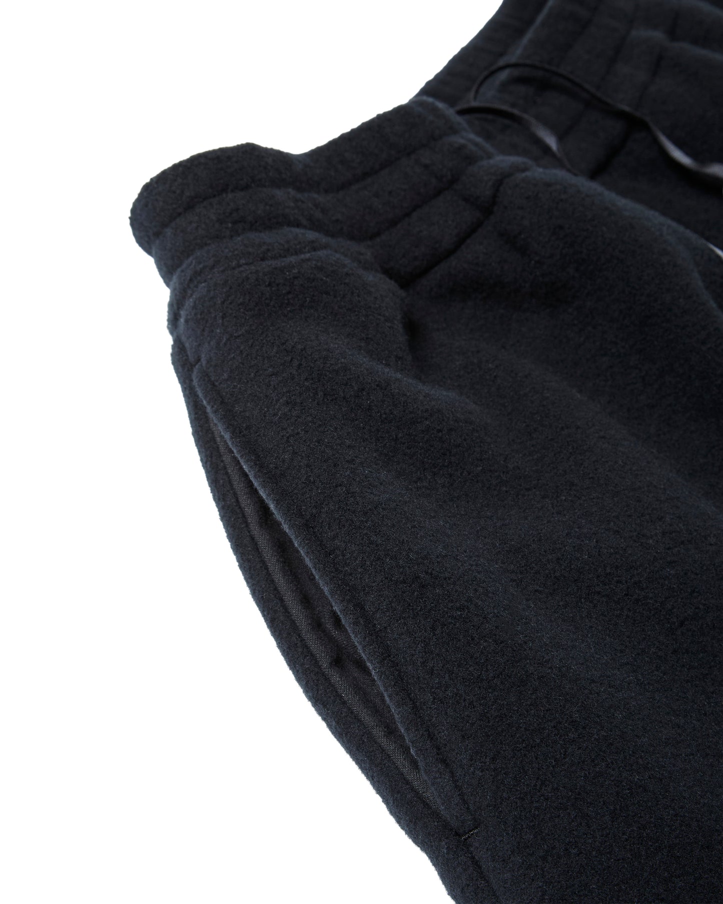 WIDE TRAPEZOID FLEECE SHORTS