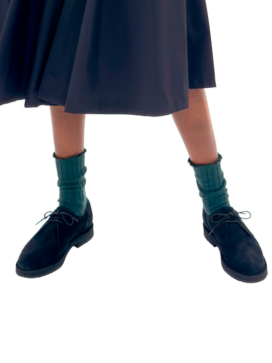 PLAIN-TOE SHOES IN BLACK (W)