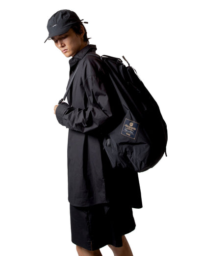 MEDIUM CAPACITY 2-WAY DUFFLE BAG IN BLACK