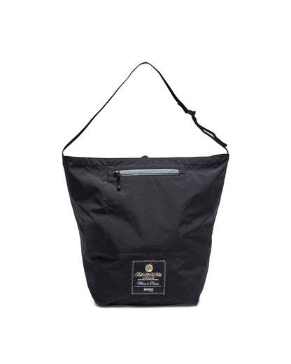 ONE-HANDLE TOTE